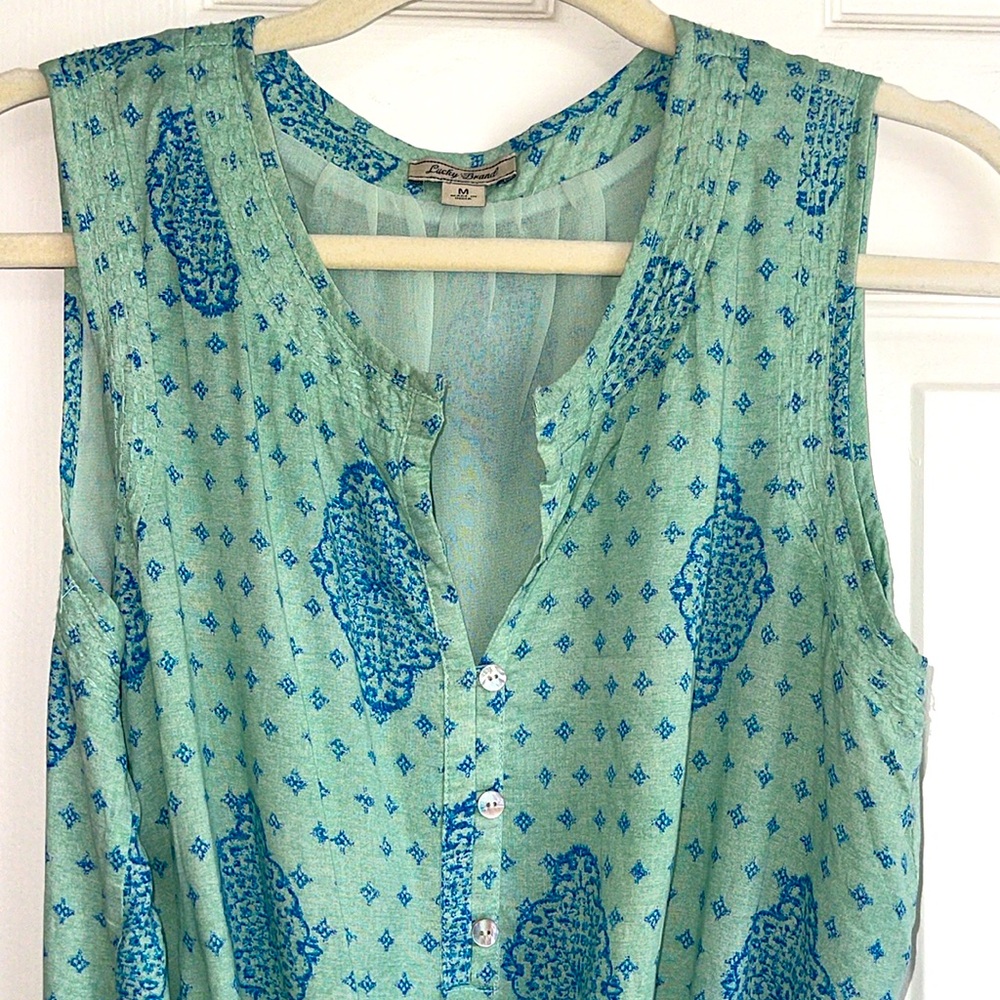 NWOT- LUCKY brand Blue Patterned Sleeveless Dress with drawstring waste. M - Picture 2 of 6